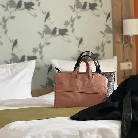 Hotel Haus Am Ahorn 3*