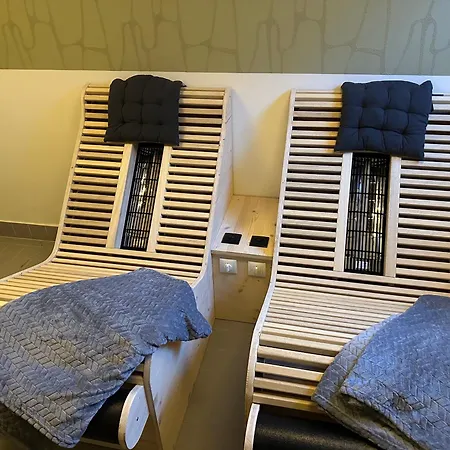 Hotel Haus Am Ahorn 3*